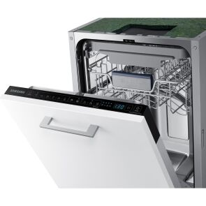 zmywarka-samsung-dw50r4070bb-nowe-uchylona.jpg