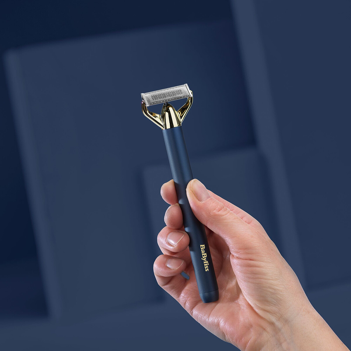 trymer-do-brody-babyliss-super-x-metal-x-blade-ot992e-w-dloni.jpg