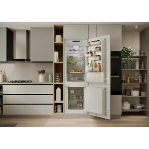 lodowka-candy-ecnbql3518ev-aranzacja-otwarta.jpg