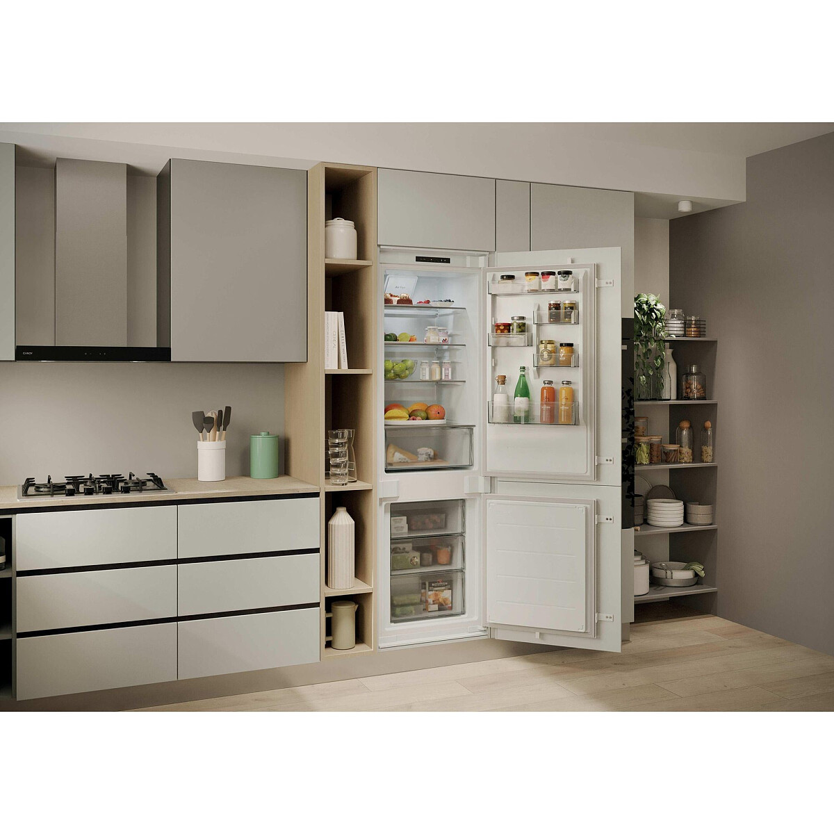 lodowka-candy-ecnbql3518ev-aranzacja-skos-otwarta.jpg
