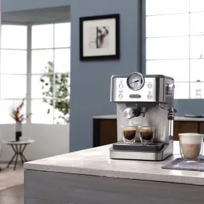 ekspres-przelewowy-delonghi-classic-em450.m-aranzacja.jpg