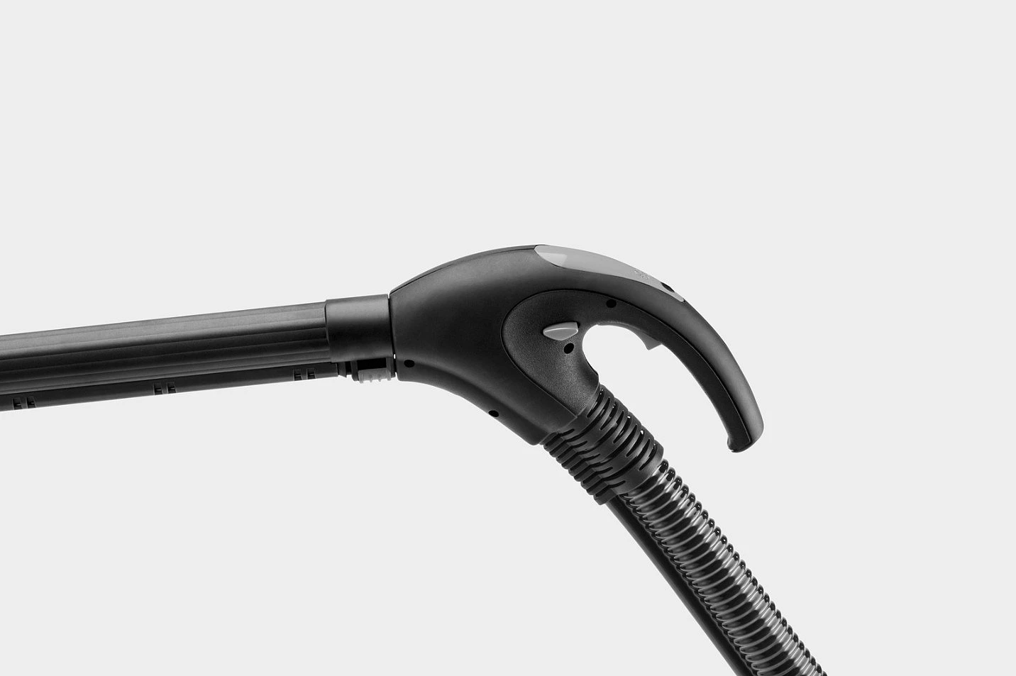 odkurzacz-parowy-karcher-sv-7-1.439-490.0-uchwyt.jpg