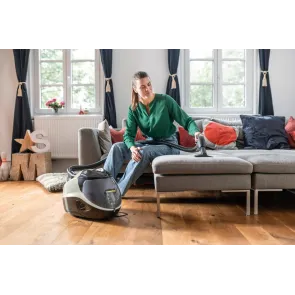 odkurzacz-parowy-karcher-sv-7-1.439-490.0-kanapa.jpg