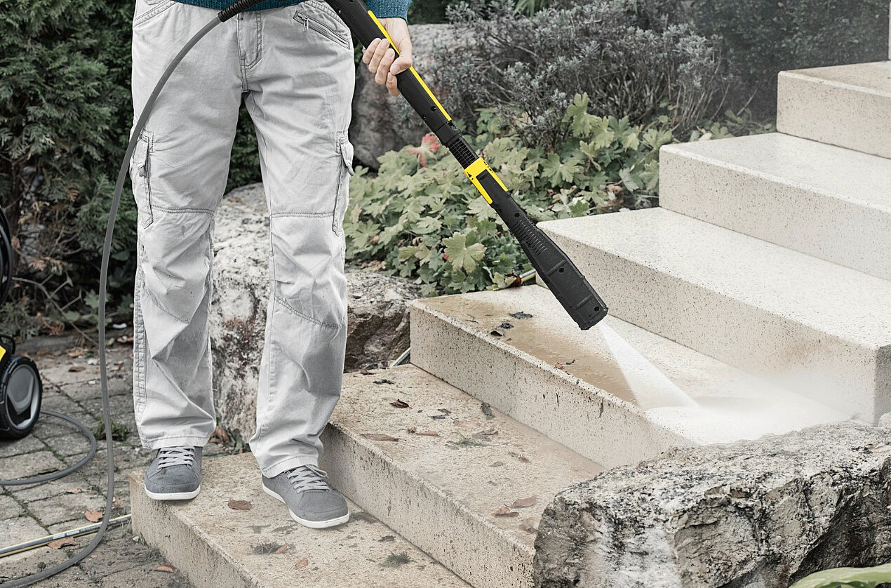 myjka-cisnieniowa-karcher-k-7-smart-control-flex-home-1.317-341.0-schody.jpg