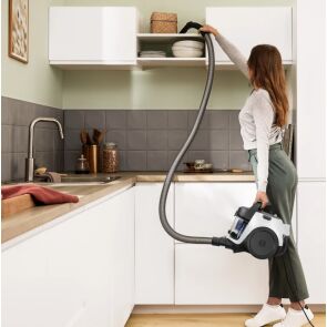 odkurzacz bezworkowy bosch serie 2 bgs05wh2h odkurzanie 3