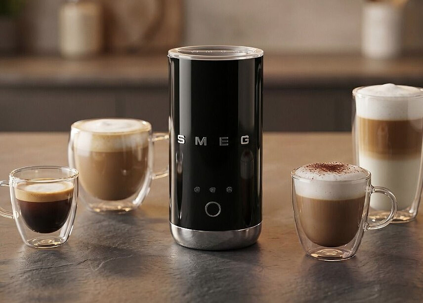 spieniacz do mleka smeg mff02bleu czarny opis