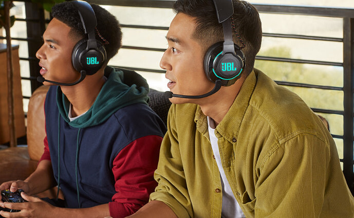 sluchawki jbl quantum 610 blk (3)