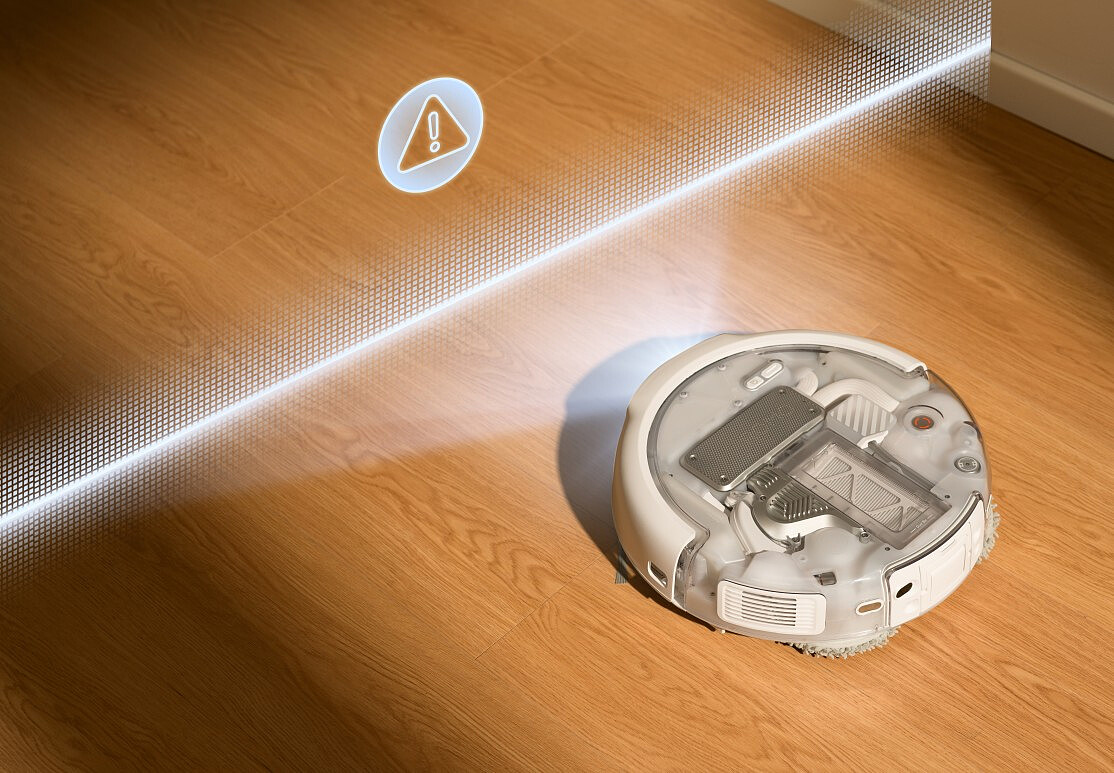 robot sprzatajacy dji romo a2 oswietlenie