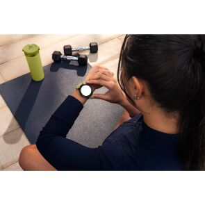 smartwatch-motorola-moto-watch-lifestyle%20%286%29.jpg