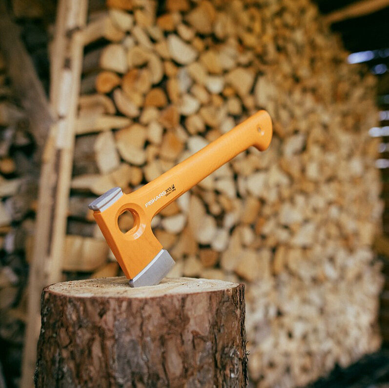 toporek-fiskars-x-series-x13-pieniek.jpg