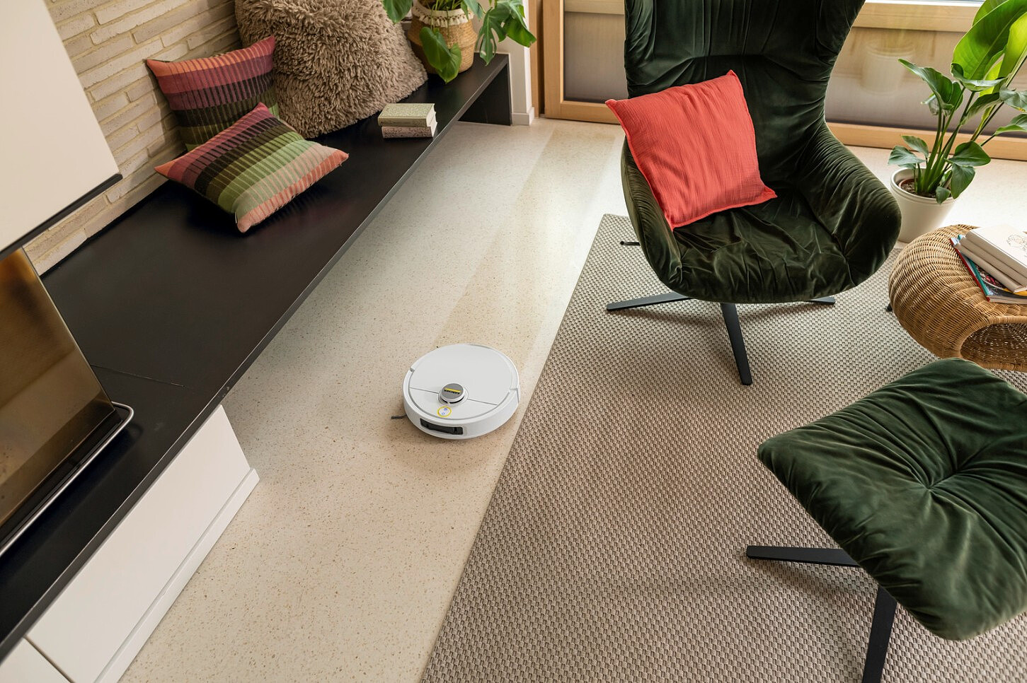robot-sprzatajacy-karcher-rvm-4-comfort-1.269-130.0-aranz-5.jpg