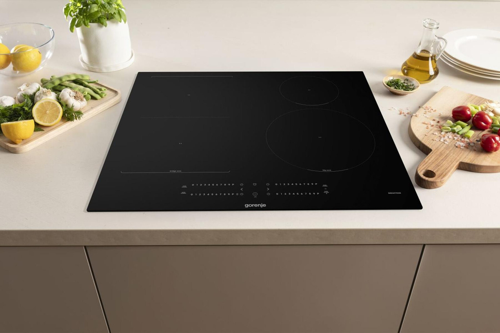 plyta-indukcyjna-gorenje-gi6432bsc-aranzacja-2.jpg