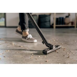 odkurzacz-uniwersalny-karcher-wd-2-plus-v-15-4-18-1.628-003.0-odkurzanie.jpg