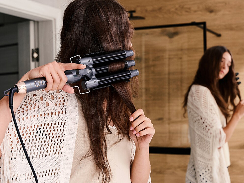 falownica-do-wlosow-lafe-sleek-%26-shine-waver-laflka47772-w-uzyciu.jpg