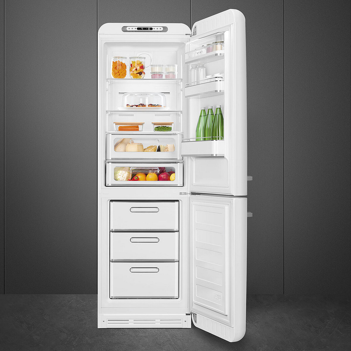 lodowka-smeg-50s-style-fab32rwh6-otwarta-pelna.jpg