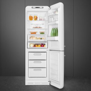 lodowka-smeg-50s-style-fab32rwh6-otwarta-pelna.jpg