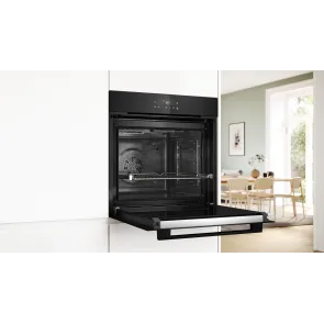 piekarnik-elektryczny-bosch-serie-2-hbg571eb4-otwarty-akcesoria.jpg