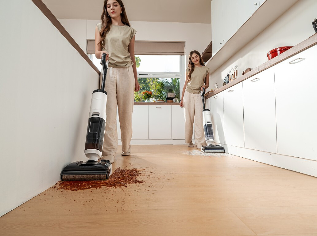 odkurzacz-pionowy-myjacy-tineco-floor-one-s5-max-sos.jpg