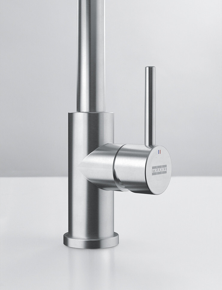 bateria-franke-smart-glenda-j-pull-out-stal-szlachetna-1.jpg