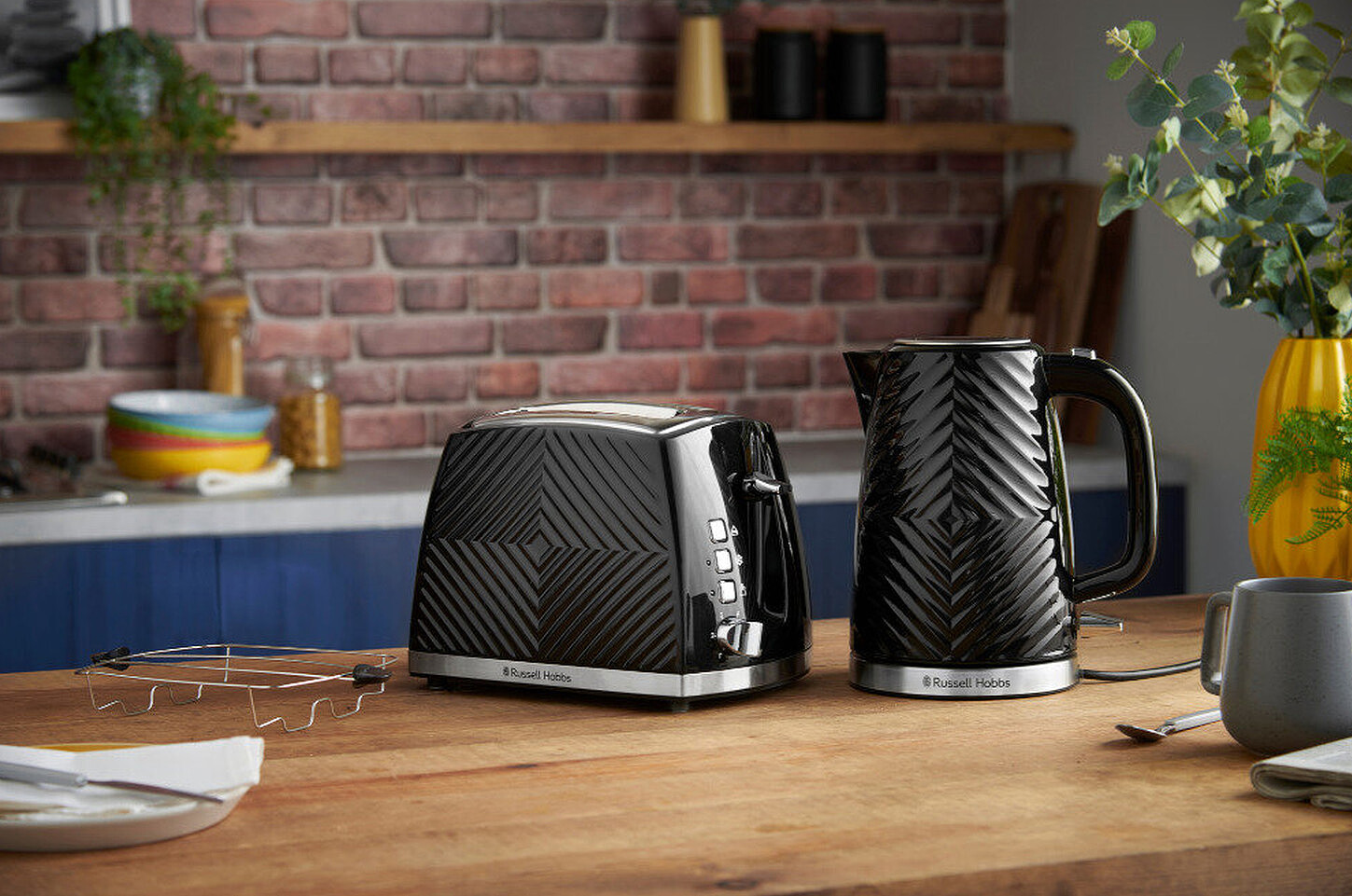toster-russell-hobbs-groove-26390-56-1.jpg