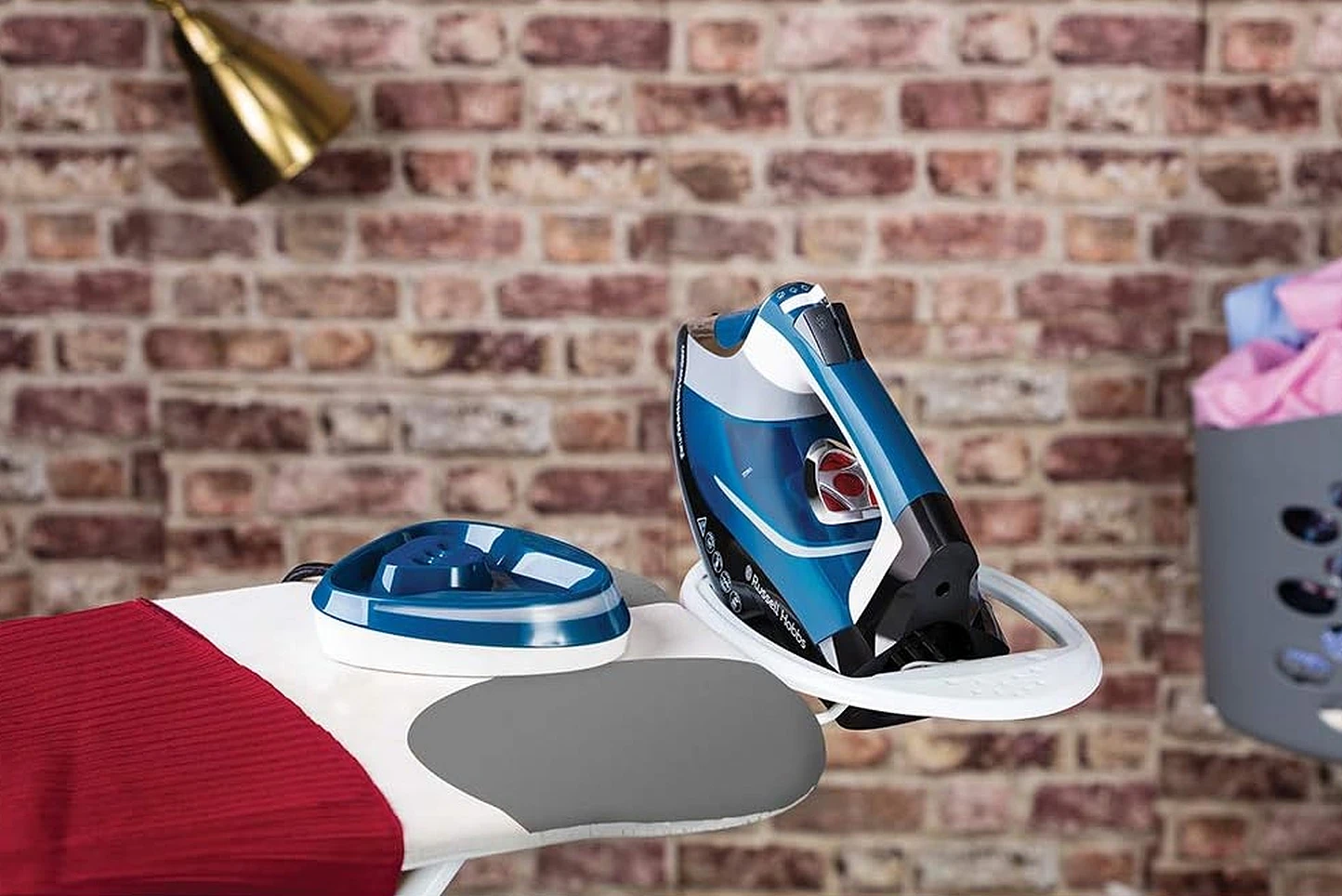 zelazko-russell-hobbs-one-temperature-26020-56-7.jpg