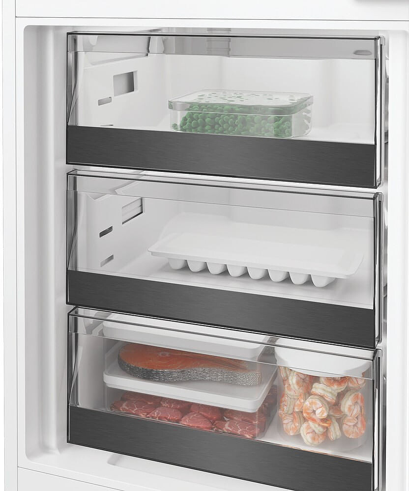 lodowka whirlpool whk25324b6e 13